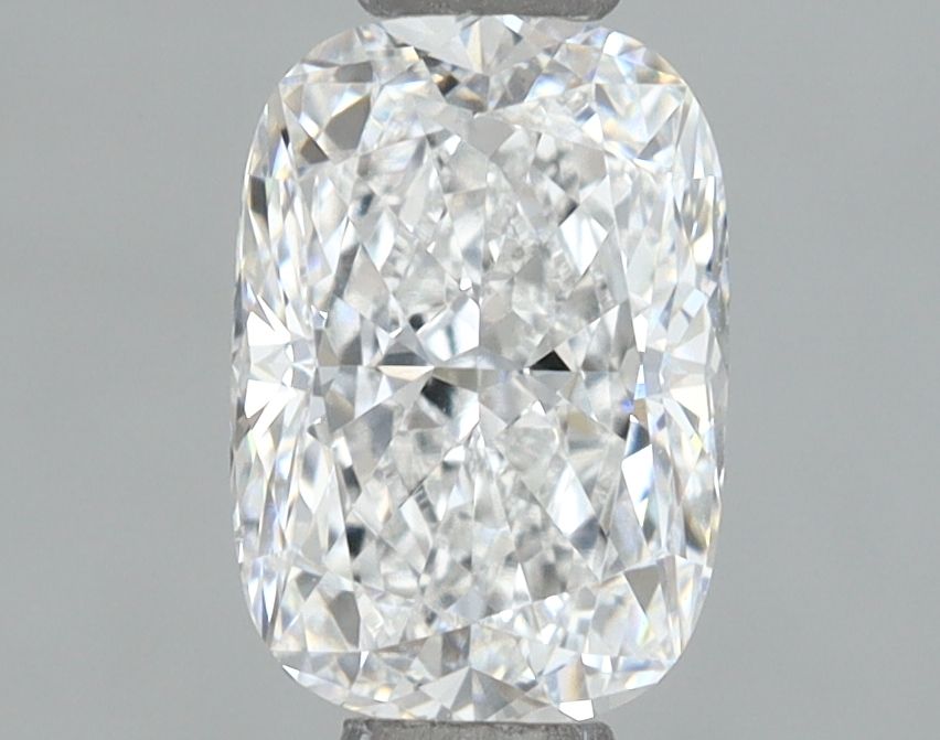 1.1 ct lab-grown Cushion brilliant Diamond