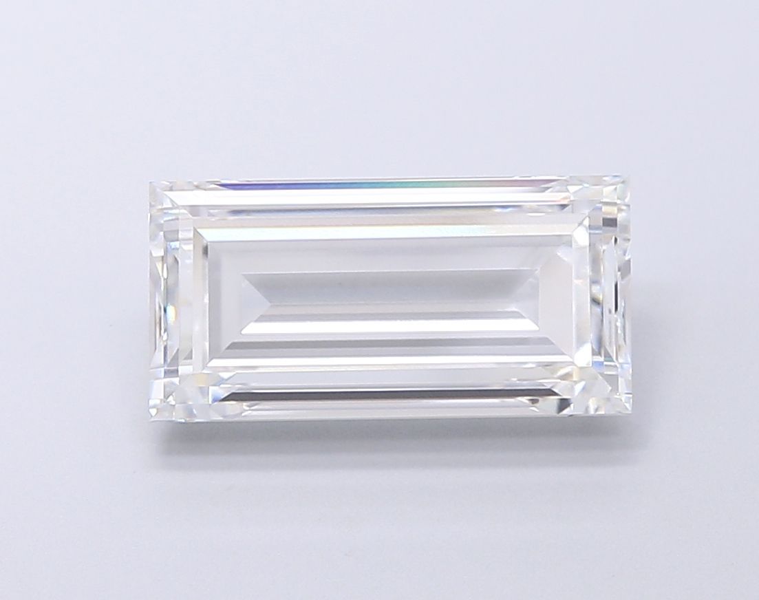 4.36 ct lab-grown Baguette Diamond