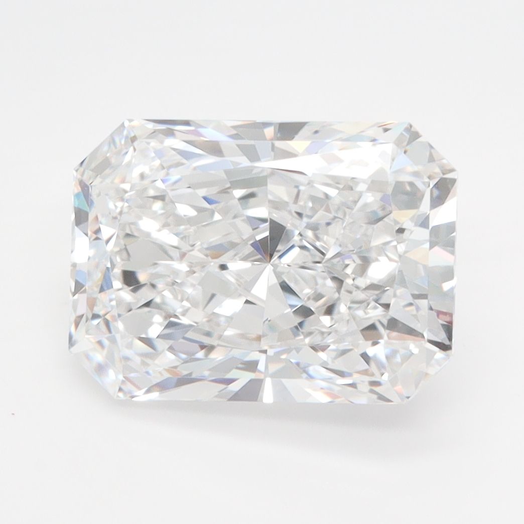 3.65 ct. radiant Lab Grown Diamond front image