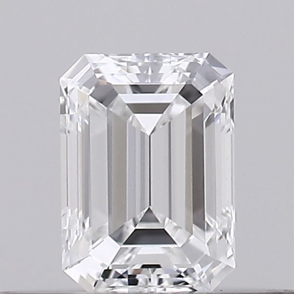 0.21ct Emerald diamond