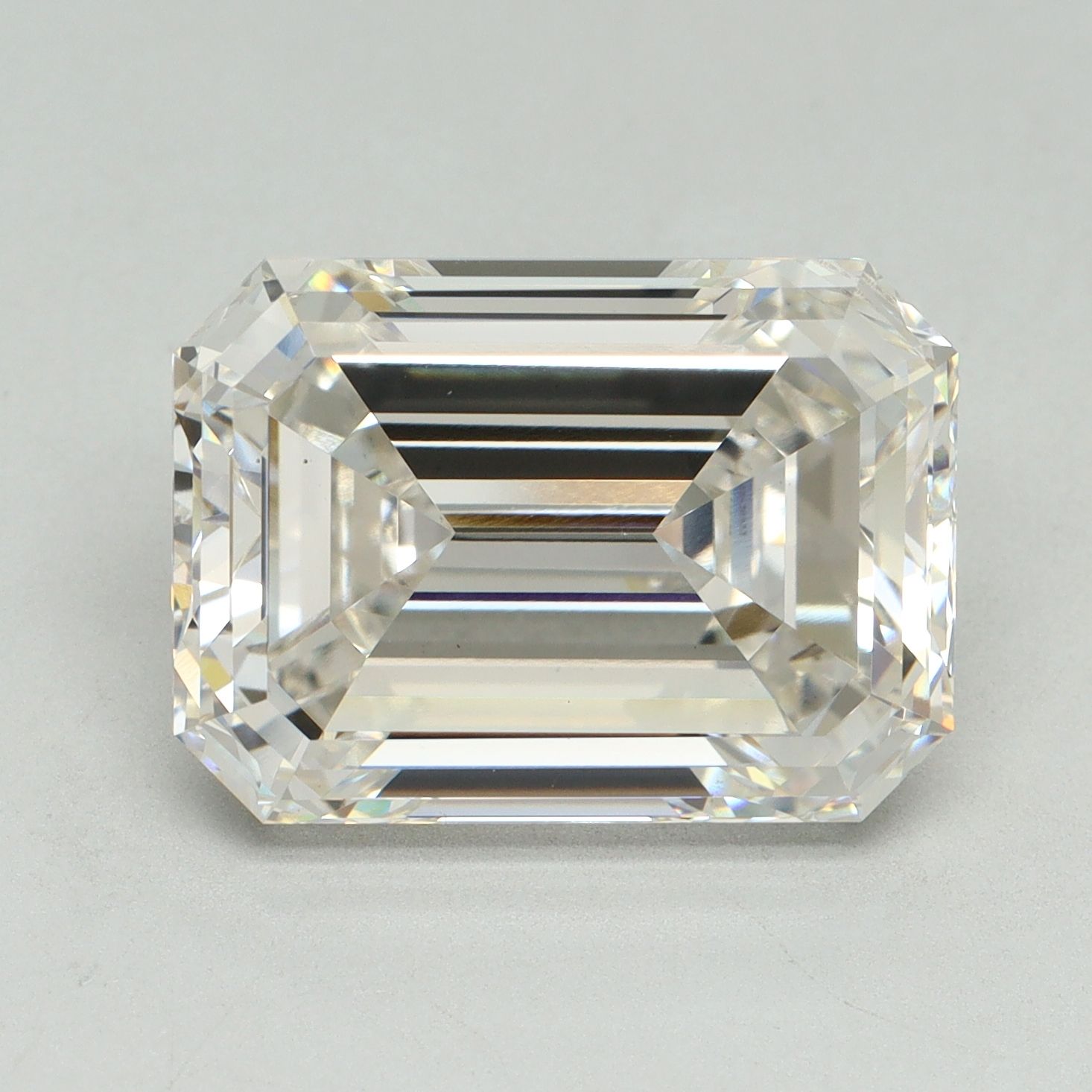 9.00 ct. emerald Lab Grown Diamond front image
