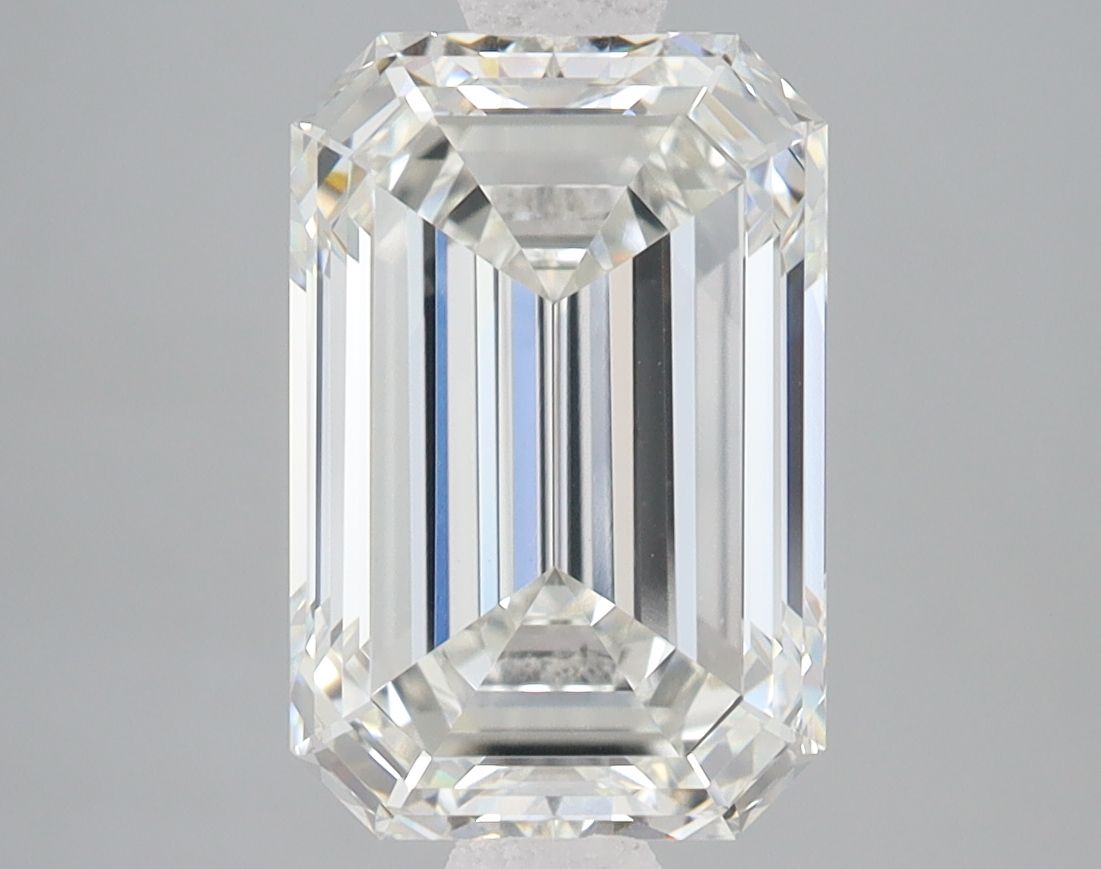 3.78 ct. emerald Lab Grown Diamond front image
