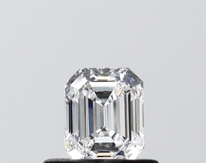 0.51 ct. emerald Lab Grown Diamond front image