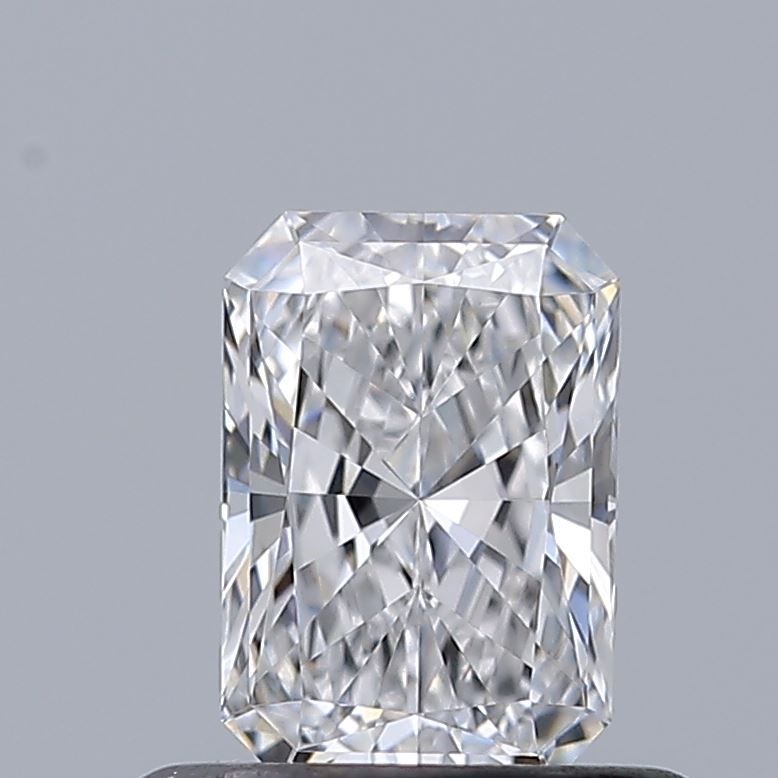 0.47 ct lab-grown Radiant Diamond