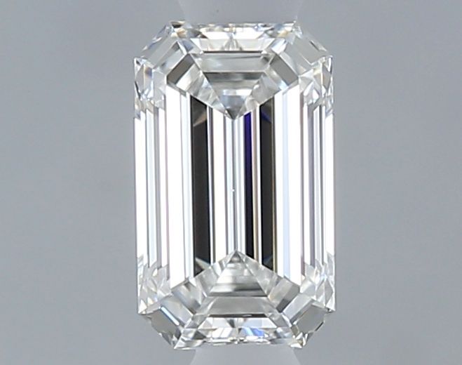 0.40 ct Emerald diamond