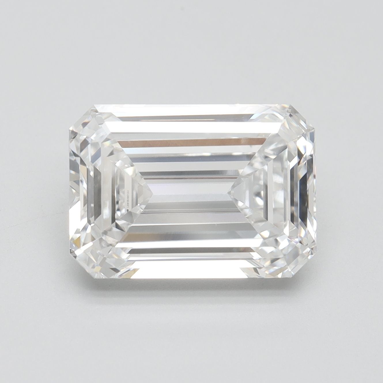 4.75 ct. emerald Lab Grown Diamond front image
