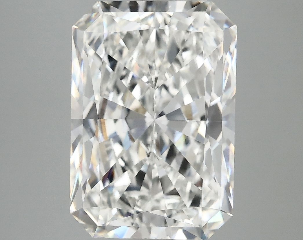 5.05 ct. radiant Lab Grown Diamond front image