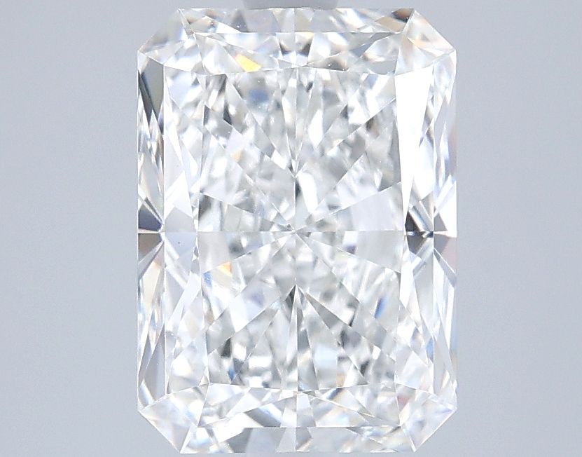 2.74 ct Radiant diamond