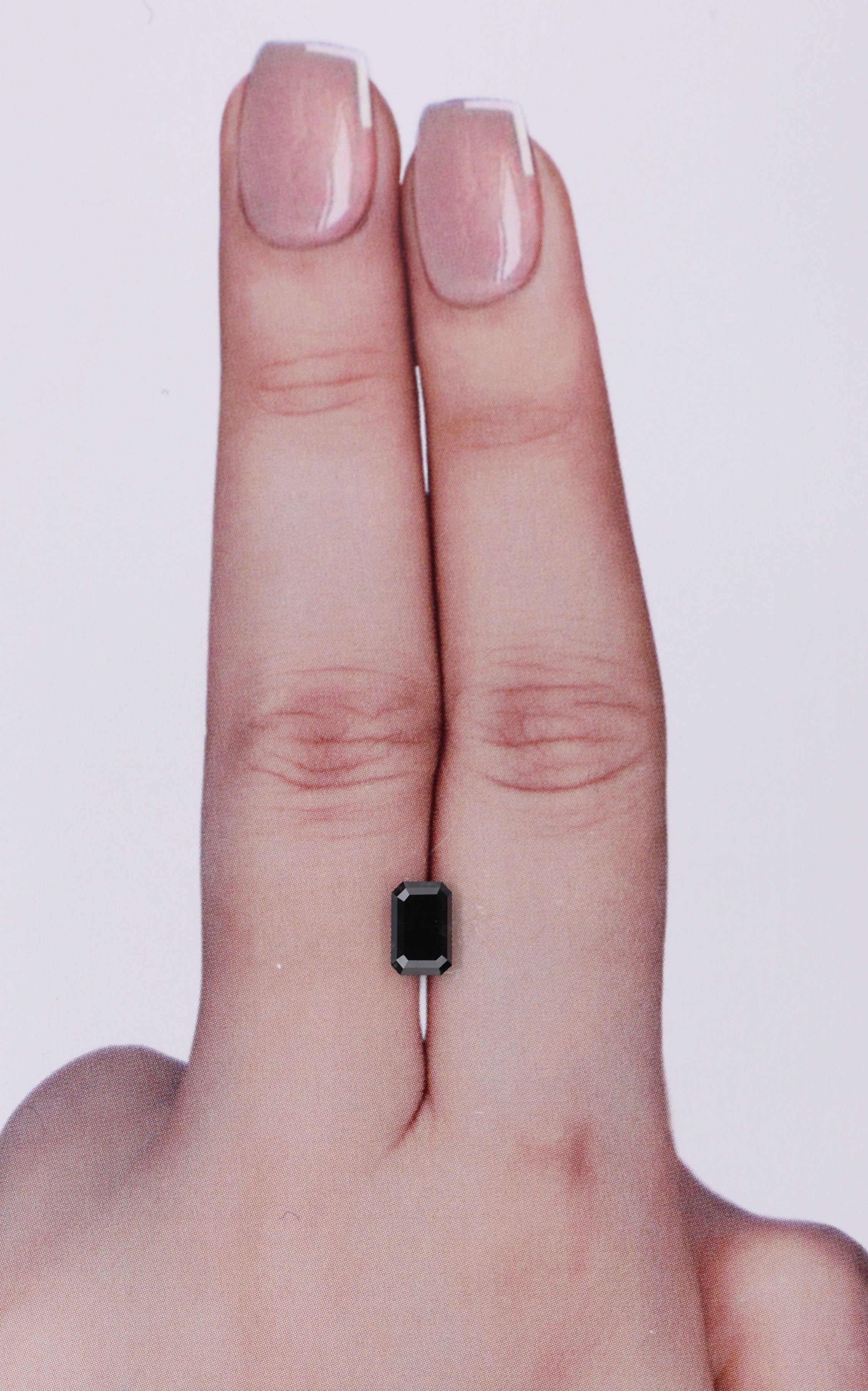0.74 ct Emerald diamond