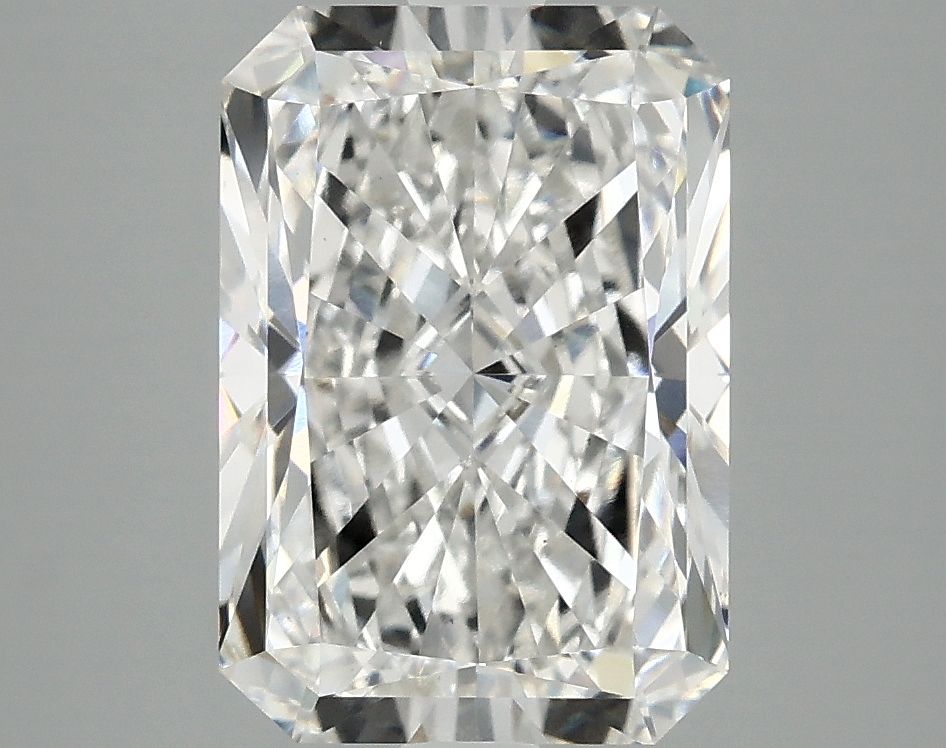 3.87 ct Radiant diamond