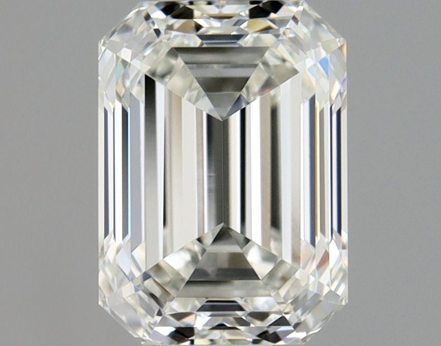 0.80 ct Emerald diamond