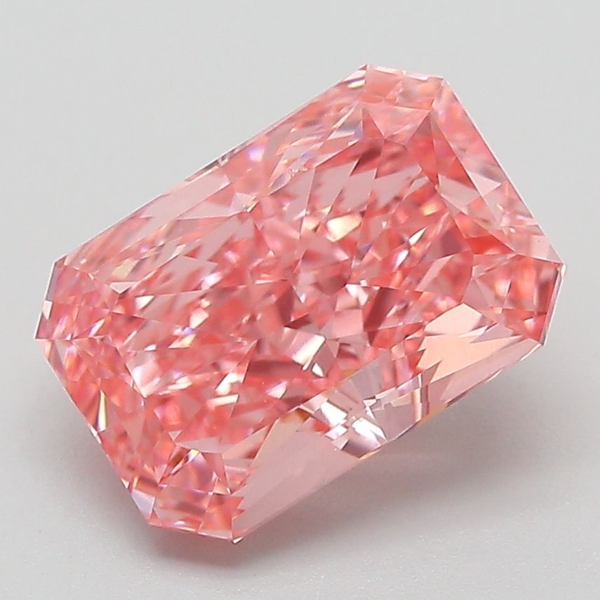 3.02 ct Radiant diamond