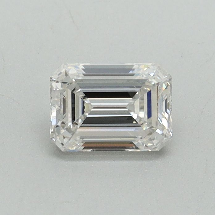 0.47 ct lab-grown Emerald Diamond