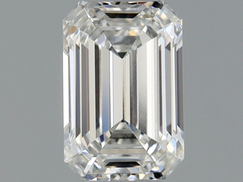 0.37 ct Emerald diamond