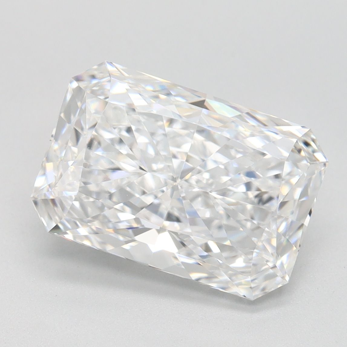 3.04 ct. radiant Lab Grown Diamond front image