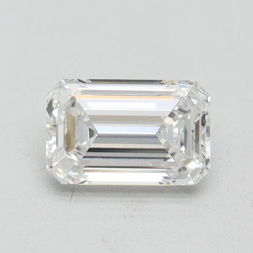 1.07 ct. emerald Lab Grown Diamond front image