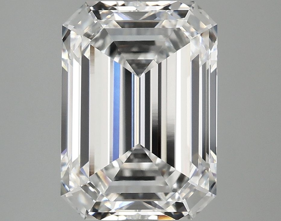 4.09 ct. emerald Lab Grown Diamond front image