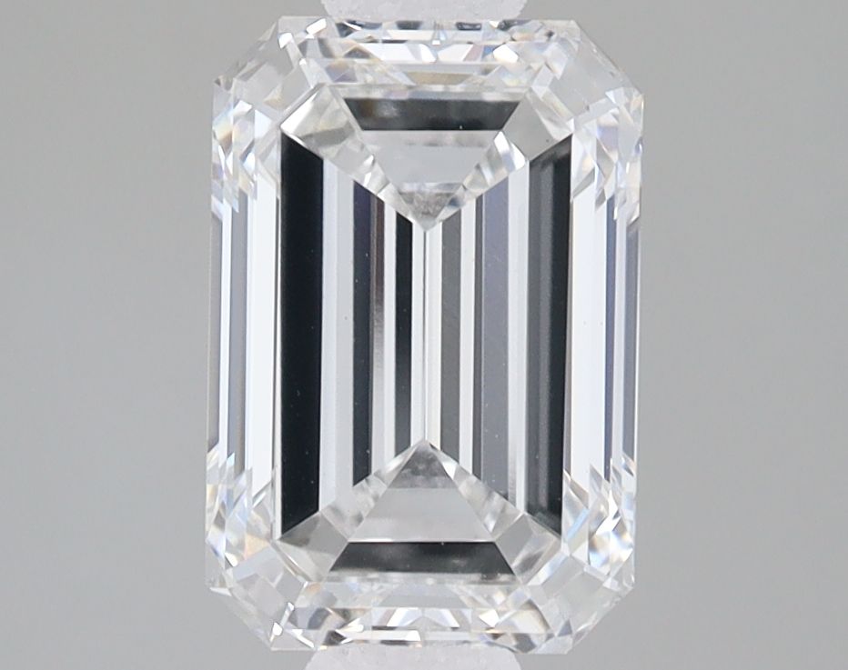2.55 ct. emerald Lab Grown Diamond front image