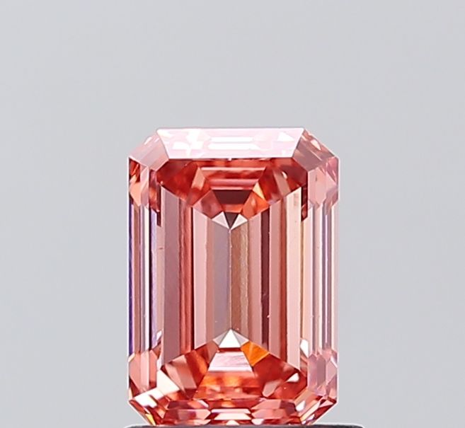 1.34 ct Emerald diamond