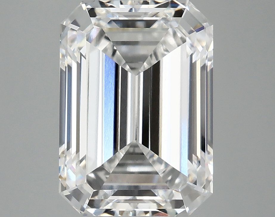 4.10 ct. emerald Lab Grown Diamond front image
