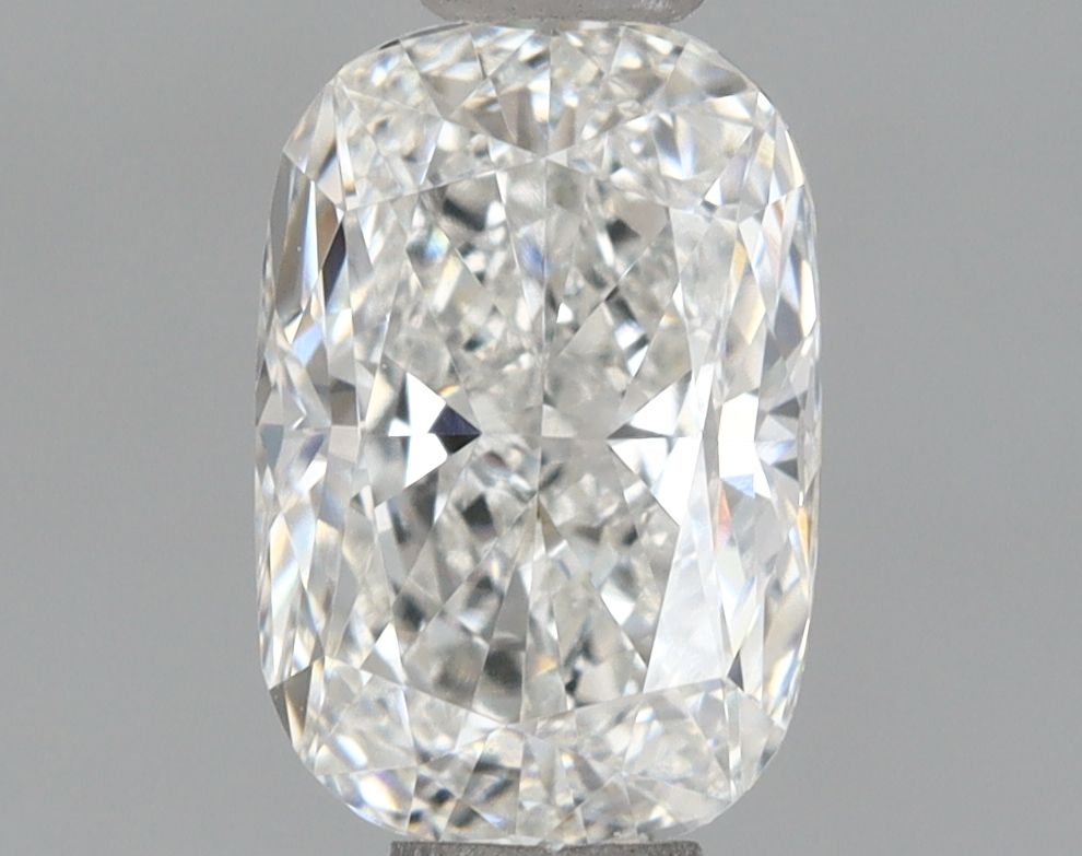 1.1 ct lab-grown Cushion brilliant Diamond