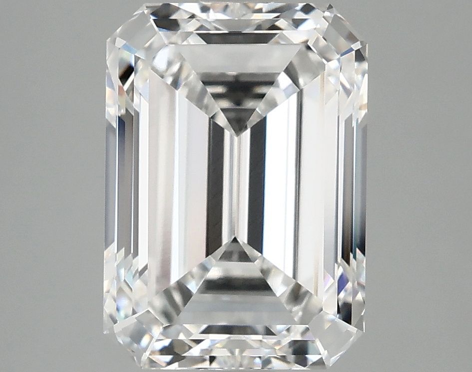 3.95 ct. emerald Lab Grown Diamond front image