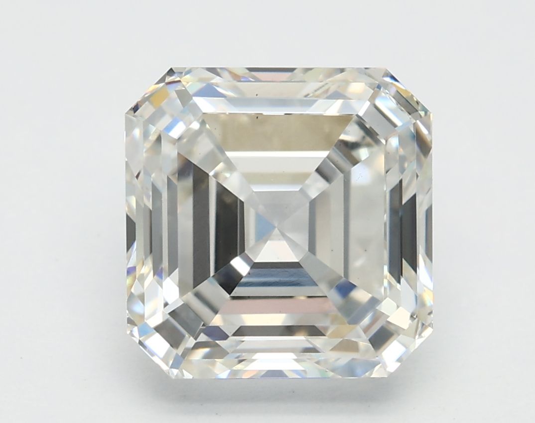 3.04 ct Square Emerald diamond