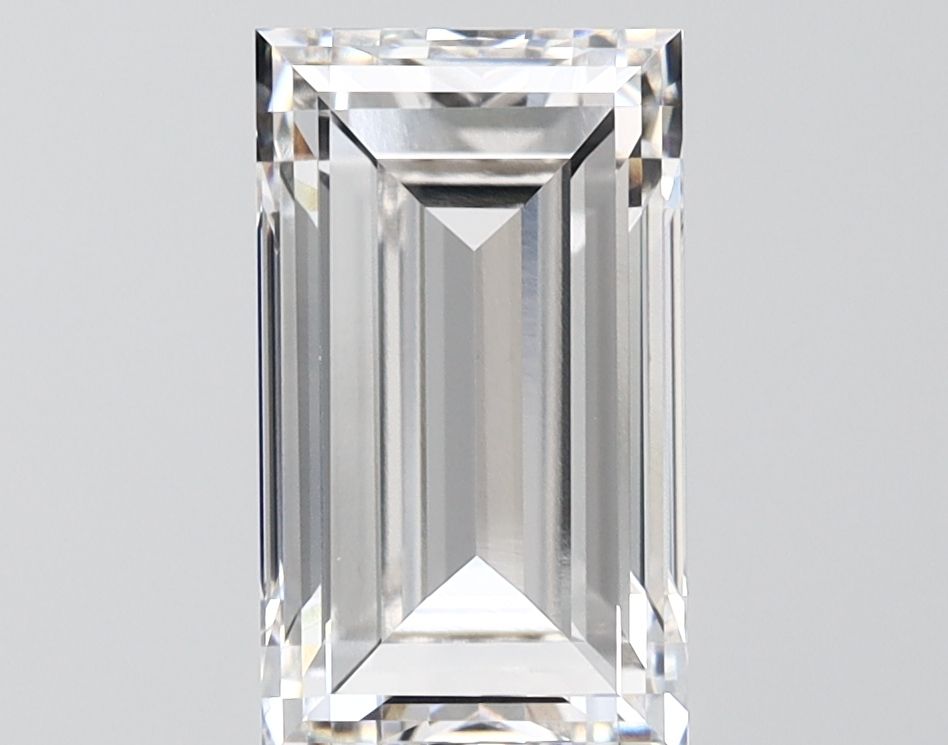 2.88 ct Baguette diamond