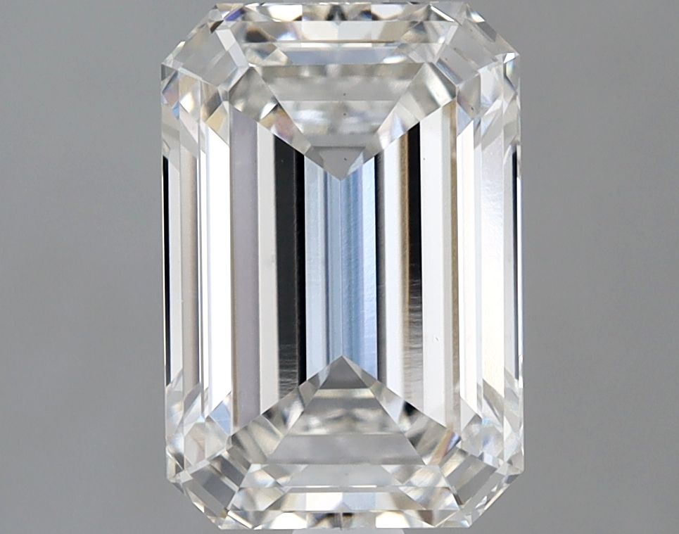 2.21 ct. emerald Lab Grown Diamond front image