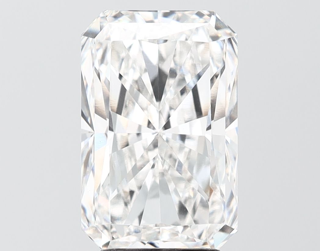 4.50 ct. radiant Lab Grown Diamond front image