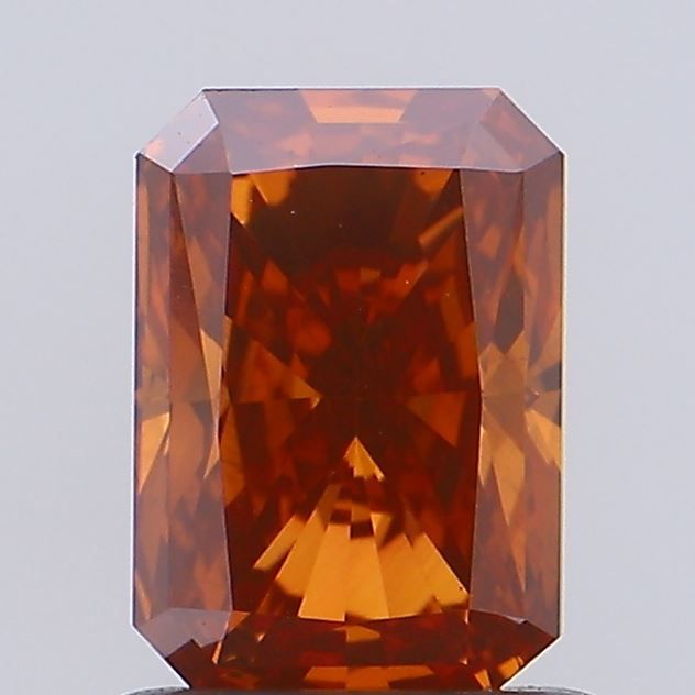 1.03 ct Radiant diamond