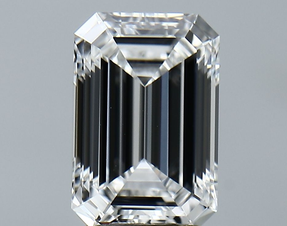 3.15 ct. emerald Lab Grown Diamond front image