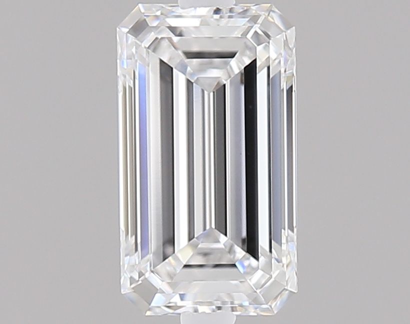 0.95 ct. emerald Lab Grown Diamond front image