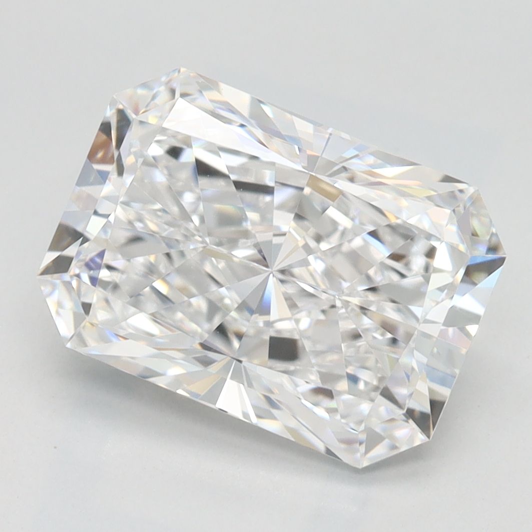 3.09 ct. radiant Lab Grown Diamond front image