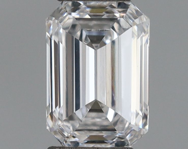 0.46 ct lab-grown Emerald Diamond