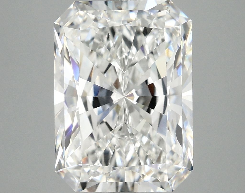 4.89 ct. radiant Lab Grown Diamond front image