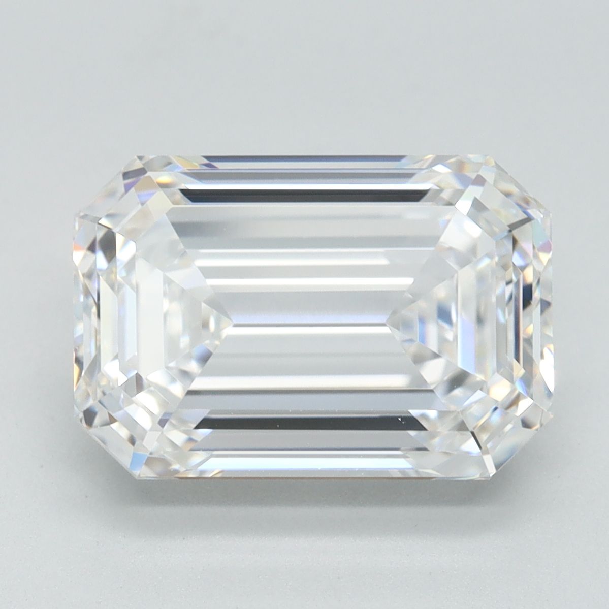 4.20 ct. emerald Lab Grown Diamond front image