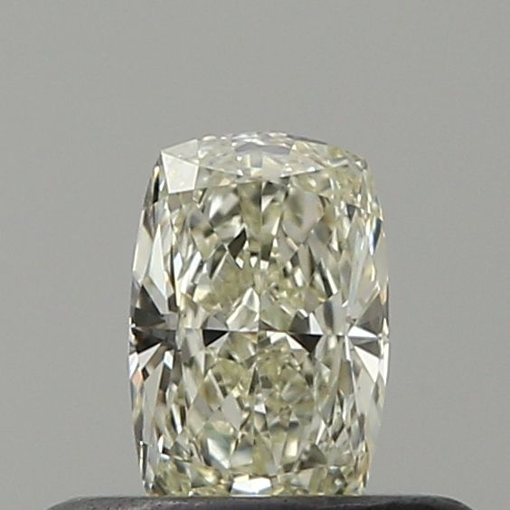 0.3 ct Cushion brilliant Diamond