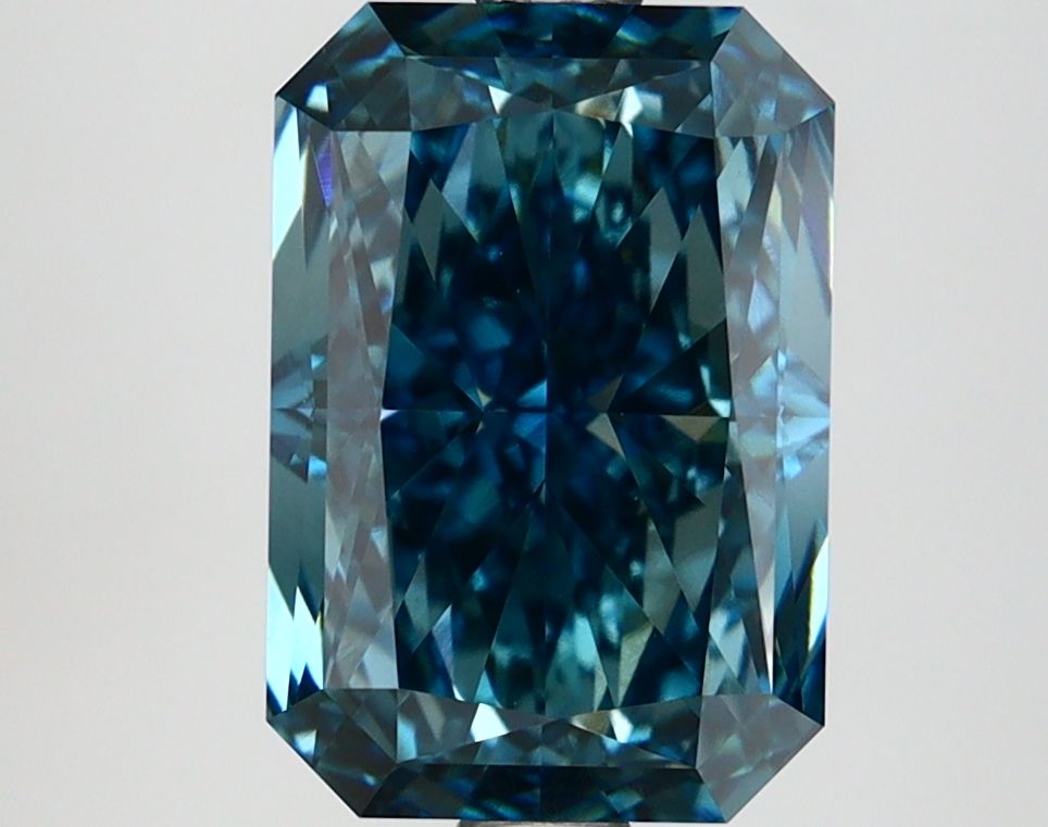 3.20 ct. radiant Lab Grown Diamond front image