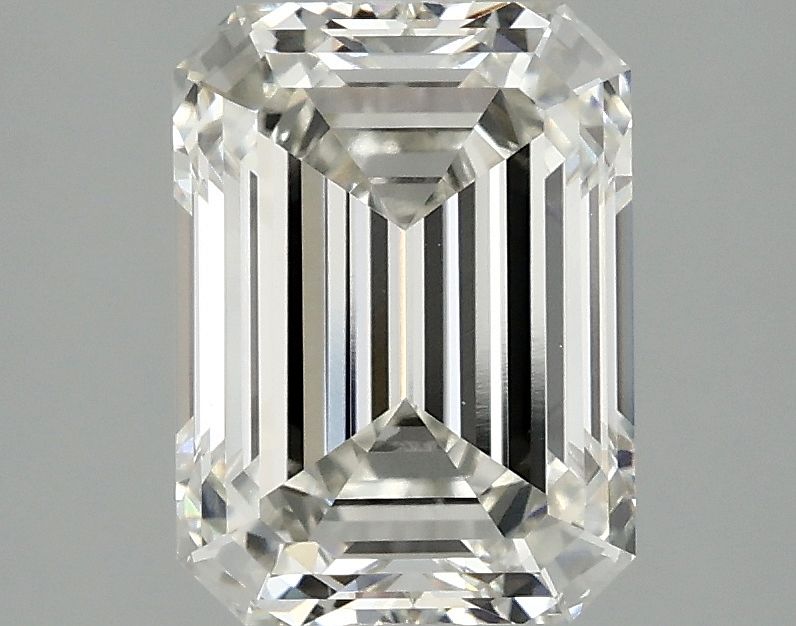 2.56 ct Emerald diamond