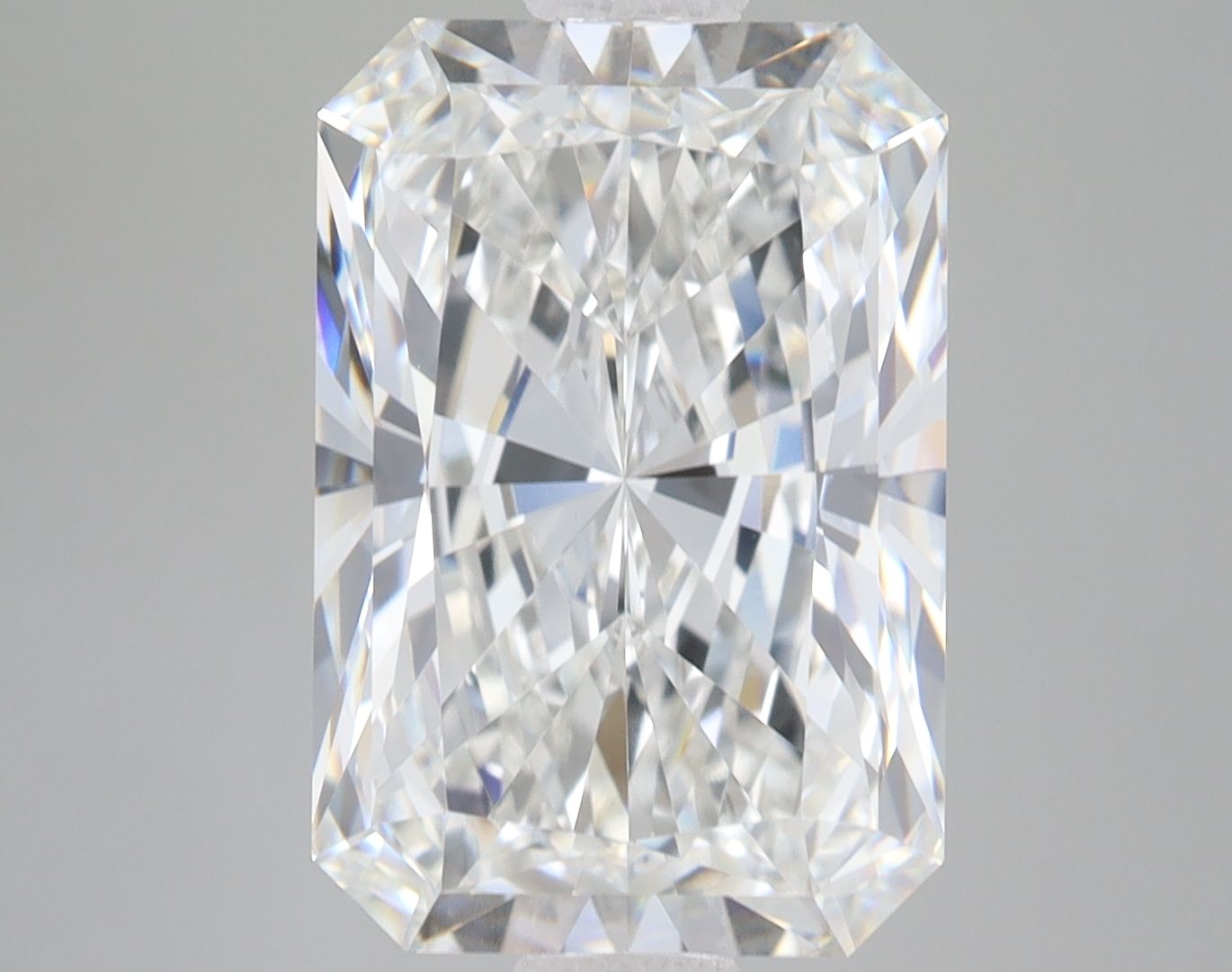 7.02 ct. radiant Lab Grown Diamond front image