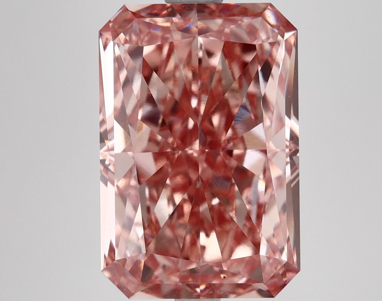 7.14 ct. radiant Lab Grown Diamond front image