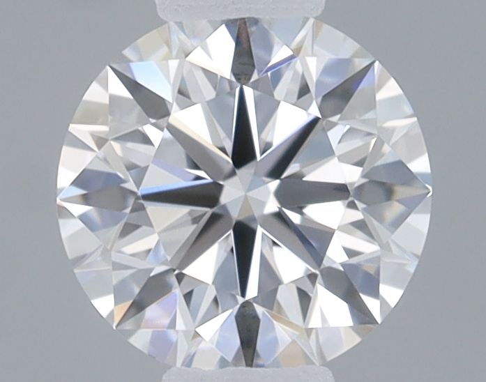 0.5 ct lab-grown Round Diamond