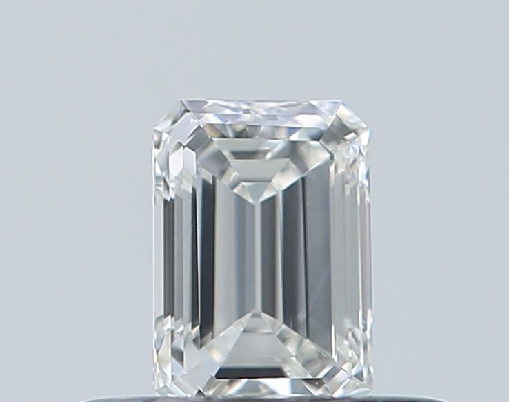 0.30 ct Emerald diamond
