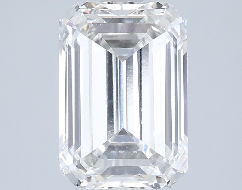 2.56 ct Emerald diamond