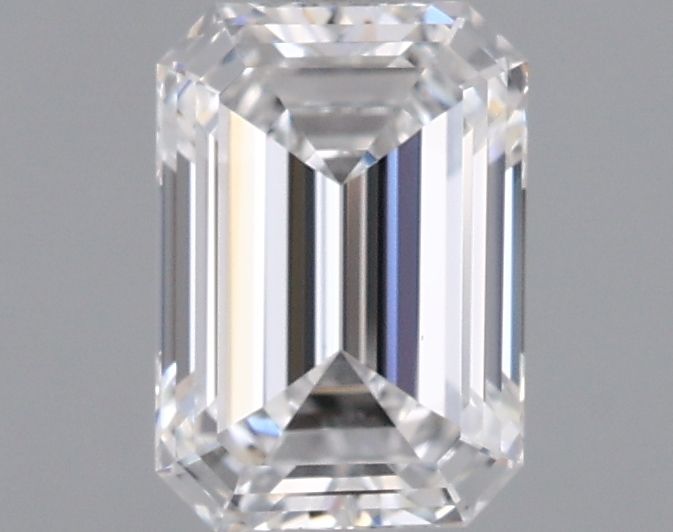 0.92 ct. emerald Lab Grown Diamond front image