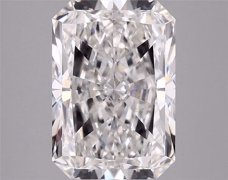 2.15 ct. radiant Lab Grown Diamond front image