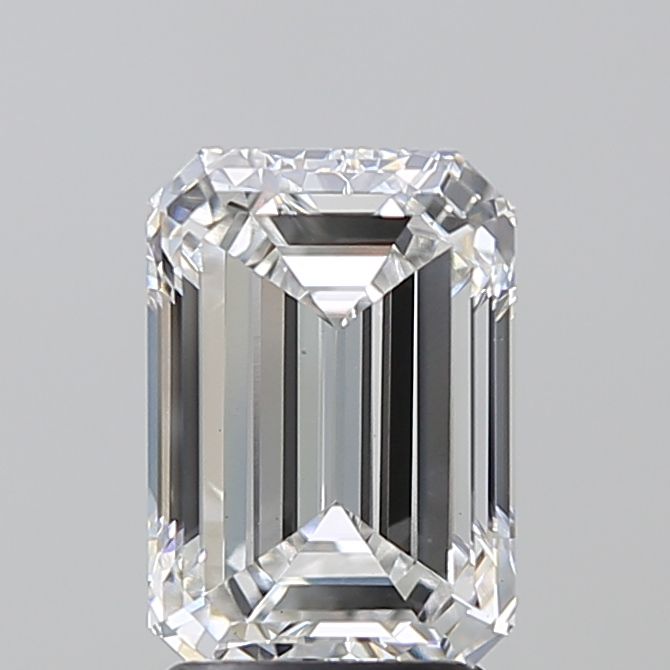 2.70 ct Emerald diamond
