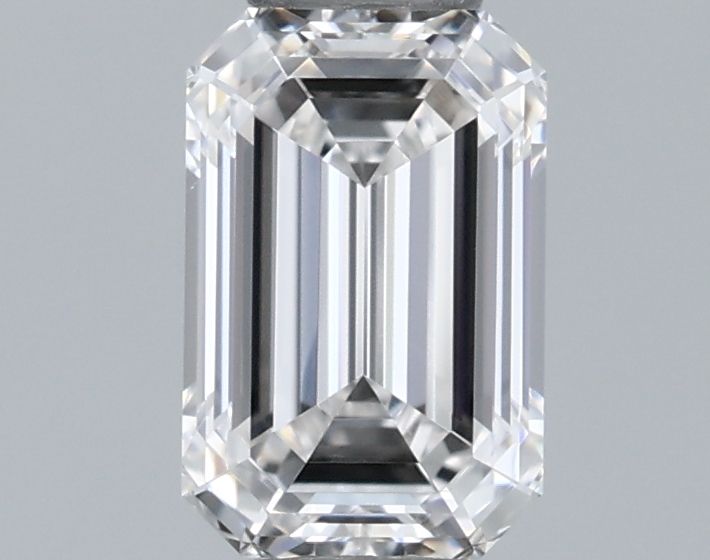 0.56 ct Emerald diamond