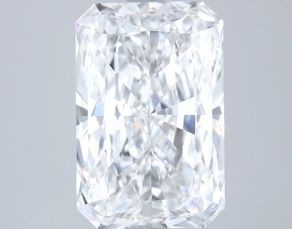 3.52 ct. radiant Lab Grown Diamond front image